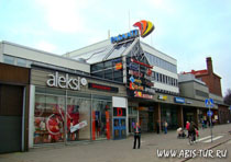 Магазин Алекси 13 (Aleksi 13) в одном из торговых центров Финляндии