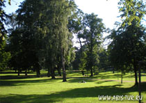 Поляна в парке Каивопуисто в Хельсинки